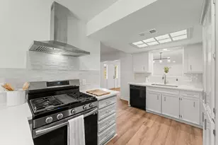 9231 Rockcliff Dr, Houston, TX 77037 - Photo 1