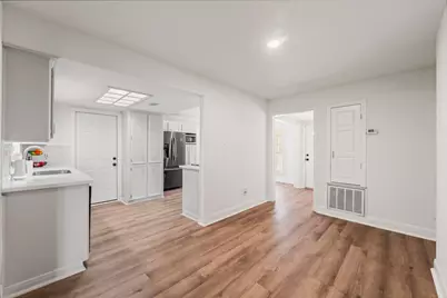 9231 Rockcliff Drive, Houston, TX 77037 - Photo 13