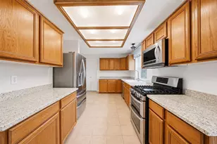 18303 Harnett Dr, Cypress, TX 77429 - Photo 9