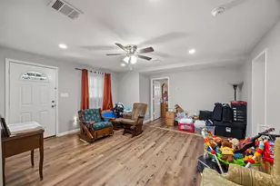 1211 Trimm Ave, Pasadena, TX 77502 - Photo 11