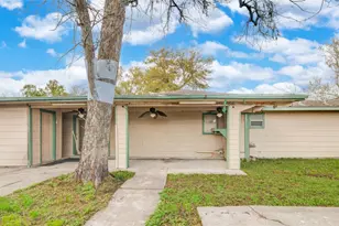 8565 Ridgepoint Dr, Houston, TX 77055 - Photo 39