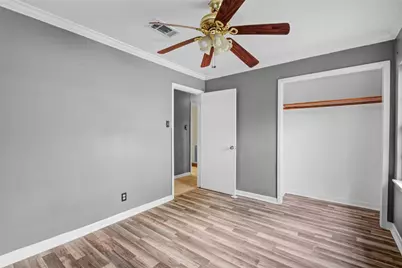 8565 Ridgepoint Drive, Houston, TX 77055 - Photo 33