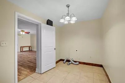 8565 Ridgepoint Drive, Houston, TX 77055 - Photo 15