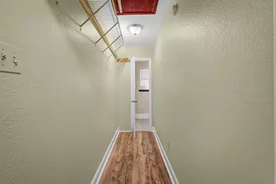 8565 Ridgepoint Drive, Houston, TX 77055 - Photo 23