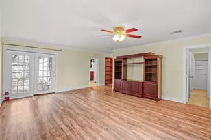 8565 Ridgepoint Dr, Houston, TX 77055 - Photo 17