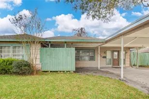 8565 Ridgepoint Dr, Houston, TX 77055 - Photo 5