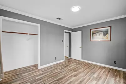 8565 Ridgepoint Drive, Houston, TX 77055 - Photo 31