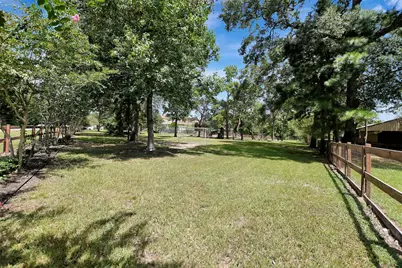20 Lakefield Boulevard, Magnolia, TX 77355 - Photo 43