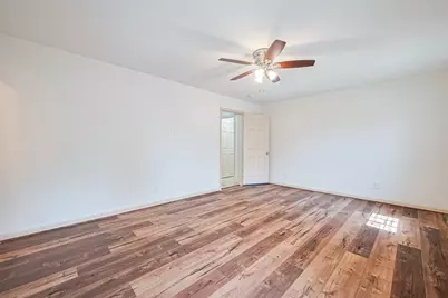 982 W Donovan Street, Houston, TX 77091 - Photo 31