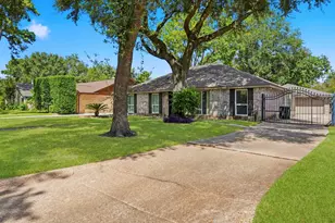 11810 Rowood Dr, Houston, TX 77070 - Photo 3