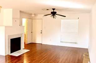 1319 Hollowood Ln, Missouri City, TX 77489 - Photo 11