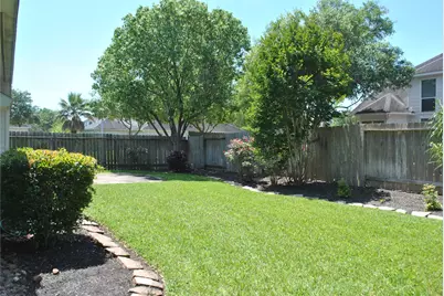 4903 Lake Catherine Court, Richmond, TX 77407 - Photo 17