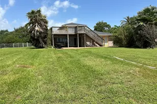 415 2nd St, San Leon, TX 77539 - Photo 5