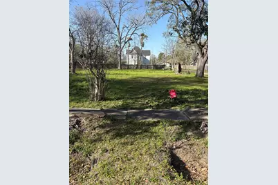 1110 Pipkin Street, Beaumont, TX 77705 - Photo 1