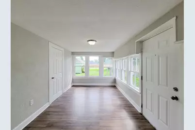 605 N Avenue A, Freeport, TX 77541 - Photo 31
