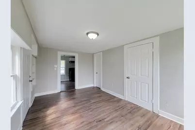 605 N Avenue A, Freeport, TX 77541 - Photo 23
