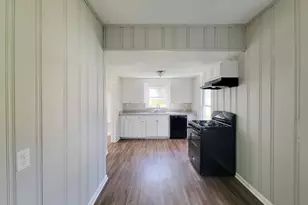 605 N Avenue A, Freeport, TX 77541 - Photo 5