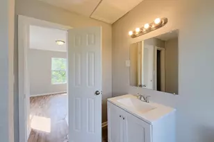 605 N Avenue A, Freeport, TX 77541 - Photo 27