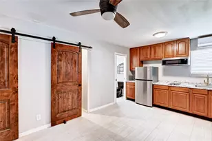 6 Oak Hollow Cir, Cypress, TX 77429 - Photo 27