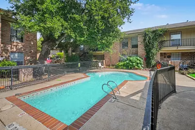 5704 Edgemoor Drive #31, Houston, TX 77081 - Photo 17