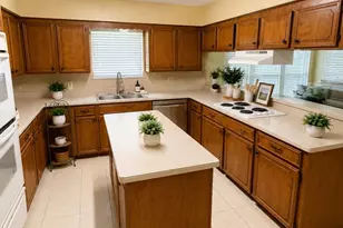 1519 Burning Tree Rd, Houston, TX 77339 - Photo 11