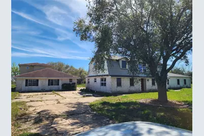 1118 County Road 47, Angleton, TX 77515 - Photo 3