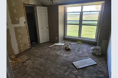 1118 County Road 47, Angleton, TX 77515 - Photo 23