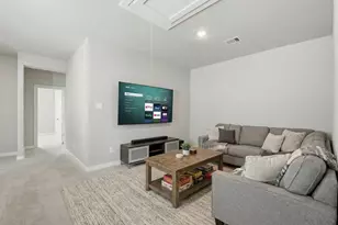 10010 Rustic Charm St, Houston, TX 77080 - Photo 9