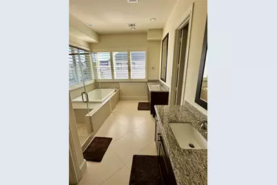 1826 Upland Lakes, Houston, TX 77043 - Photo 11