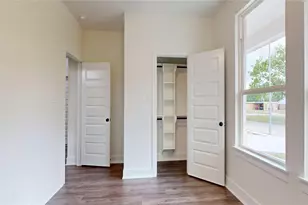 5119 Selinsky Rd, Houston, TX 77048 - Photo 9