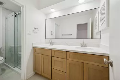 705 Harold Street #2, Houston, TX 77006 - Photo 9
