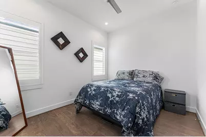 5827 Dolores Street, Houston, TX 77057 - Photo 17