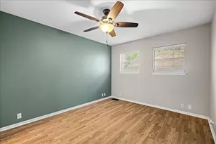 206 S Monroe St, La Grange, TX 78945 - Photo 9