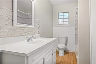 206 S Monroe St, La Grange, TX 78945 - Photo 11
