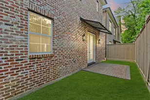 111 Hickory St, Shenandoah, TX 77384 - Photo 25