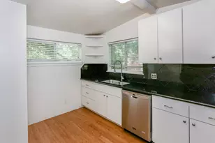 2502 Driscoll St, Houston, TX 77019 - Photo 9