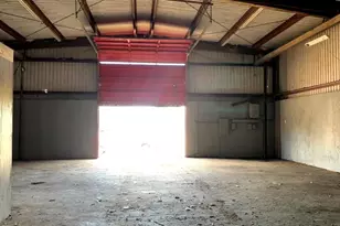 21041 Hwy 105, Cleveland, TX 77328 - Photo 3