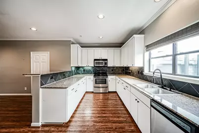 17 Waugh Drive #209, Houston, TX 77007 - Photo 7