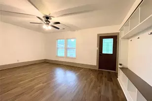 210 W Crescent Dr, Trinity, TX 75862 - Photo 7