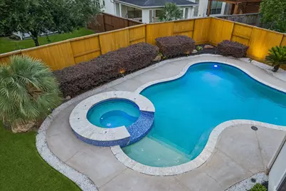 13606 Springcross Court, Houston, TX 77077 - Photo 41