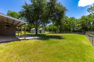 1705 Eldon St, Brenham, TX 77833 - Photo 35