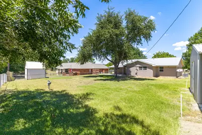 1705 Eldon Street, Brenham, TX 77833 - Photo 39