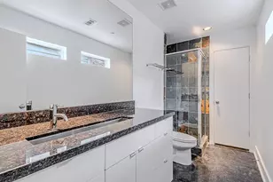 2025 Colquitt St, Houston, TX 77098 - Photo 7