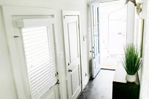 5203 Burress Springs Ln, Houston, TX 77022 - Photo 9