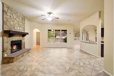 115 Meadow Valley Drive, Conroe, TX 77384 - Photo 11