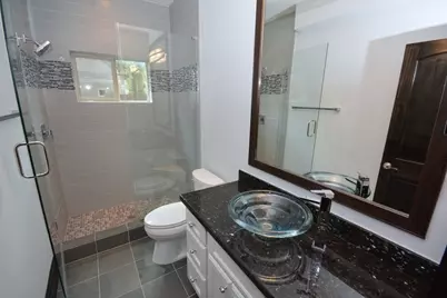 6501 Minola Street, Houston, TX 77007 - Photo 9