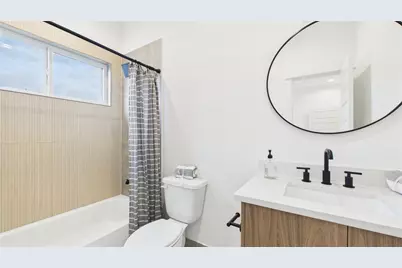 2426 Freeman Street, Houston, TX 77009 - Photo 37