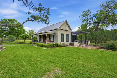 9030 Wolf Creek Road, Brenham, TX 77833 - Photo 21