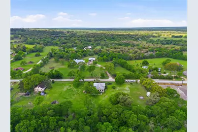 9030 Wolf Creek Road, Brenham, TX 77833 - Photo 27