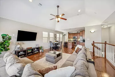 1812 Woodbend Village Court, Houston, TX 77055 - Photo 9